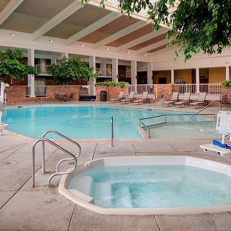 Red Lion Hotel Pocatello Bagian luar foto